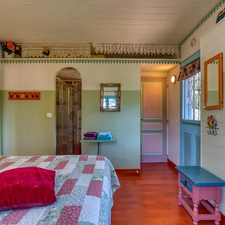 Tatil parkı Logis De Belavista La Boemia *